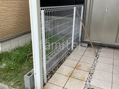 本体色 Rホワイト