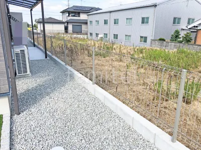 ブロック塀 (化粧ブロック) 太陽エコブロックス 普通CB スチールメッシュ フェンス YKKAP イーネット3F型 スチール柱 境界・メッシュ