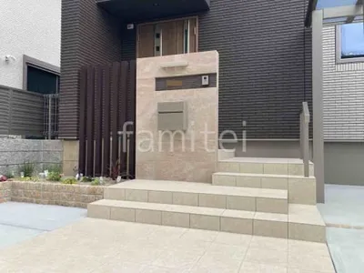 タイル門柱 壁タイル張り LIXIL フェディーレ LED表札灯 Panasonic LGW46147KLE1 お客様支給品 表札 ポスト インターホン 取付