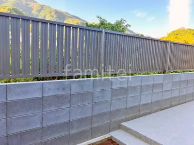 アルミ形材 フェンス LIXIL AB TS2型 縦スリット2 目隠し