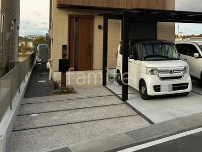 玄関アプローチ 洗出し仕上げ ジャミ