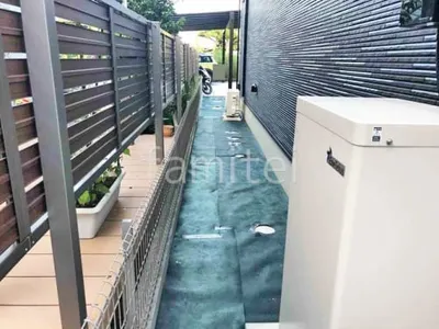 犬走り 防草シート加工