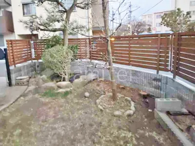 アルミ形材 フェンス YKKAP 木製調ルシアスH02型 横板格子 目隠し 木調・ラティス