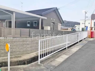 ブロック塀 （化粧ブロック） ユニソン リブスプリットn  アルミ形材 フェンス LIXIL AB YS3型 横スリット3 目隠し