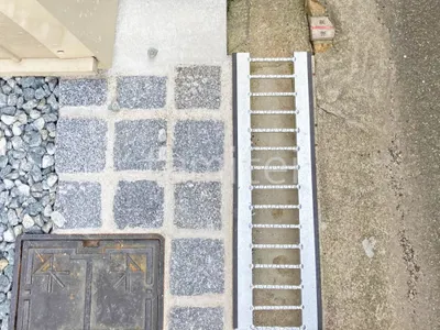 溝蓋(みぞふた) グレーチング