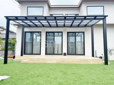 １階テラス屋根 （雨除け） YKKAP 独立式エフルージュ FIRST 大型テラス フラット屋根 独立式 スタンダード