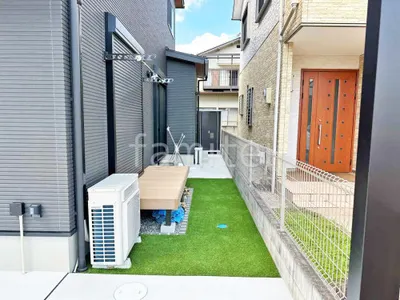 (未使用･未開封品)　木製模型キット 大きな庭があるガーデンハウスA / YM633 v1yptgt Amazon | 木製模型キット 大きな庭があるガーデンハウスA