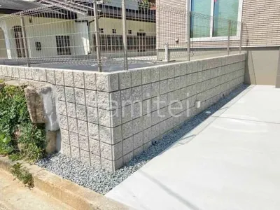 ブロック塀 （化粧ブロック） ユニソン リブスプリットn 