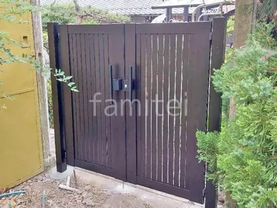 本体色 カームブラック