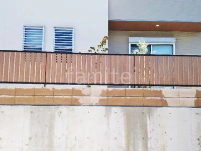 アルミ形材 フェンス LIXIL 木製調AB TS2型 縦スリット2 目隠し 木調・ラティス