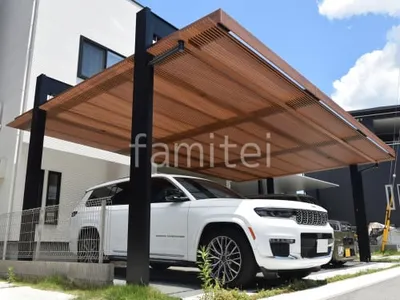 本体色 チェリーウッド×ブラック