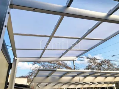 本体色 ナチュラルシルバー 屋根色 クリアマット