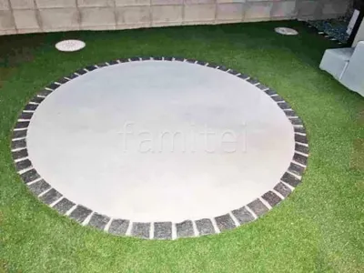 土間コンクリート 見切りピンコロ石