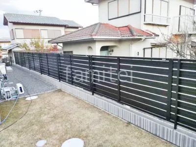 ブロック塀 （化粧ブロック） ユニソン アルタ  アルミ形材 フェンス LIXIL AB YS3型 横スリット3 目隠し