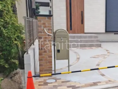 レンガ門柱 ユニソン ソイルレンガ 宅配ボックス 施主支給