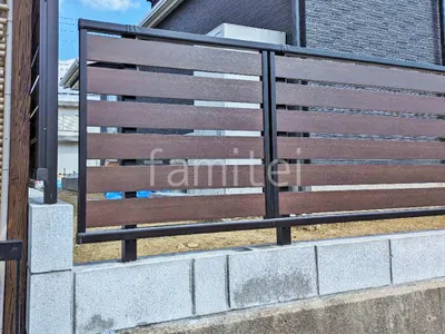 本体色 ショコラウォールナット＋カームブラック