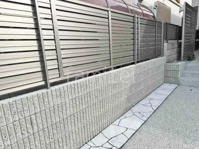 ブロック塀 （化粧ブロック） ユニソン リブスプリットn 