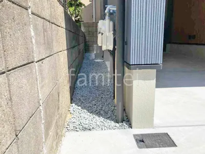 犬走り 防犯砂利敷き バラス砕石