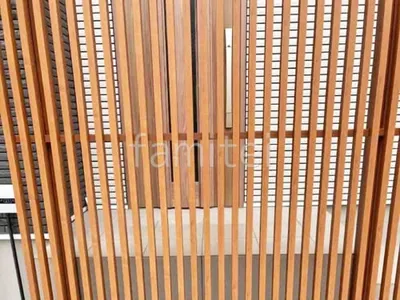 アルミ形材 フェンス YKKAP 木製調ルシアス スクリーンS02型 木調・ラティス スクリーン・格子