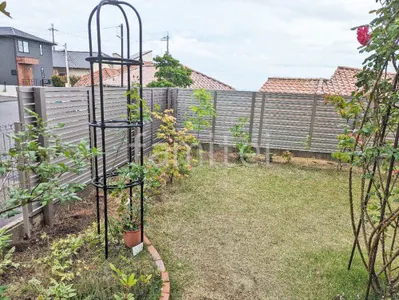 アルミ形材 フェンス LIXIL AB YS3型 横スリット3 2段柱 60角 上段のみ 目隠し