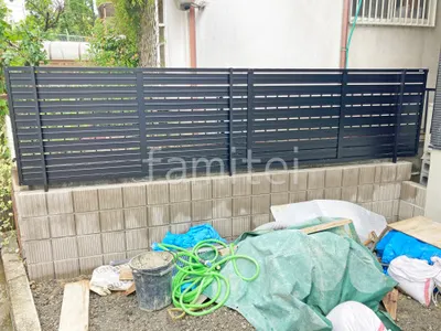 ブロック塀 （化粧ブロック） ユニソン リゲル  アルミ形材 フェンス LIXIL AB YS3型 横スリット3 目隠し