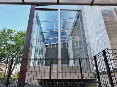 本体色 ショコラウォールナット＋プラチナステン