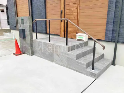 独立 手摺り(手すり)  LIXIL 木製調グリップライン 