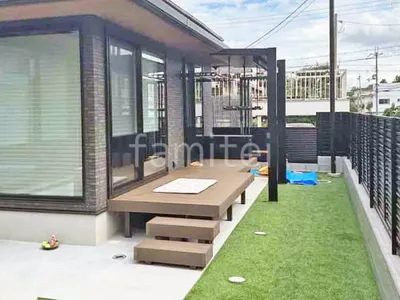 １階テラス屋根 （雨除け） LIXIL 木製調 テラスSC 独立式タイプ フラット屋根 独立式 人工木デッキ  LIXIL 人工木 樹ら楽ステージ 