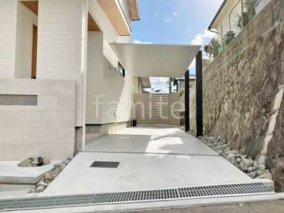 駐車場ガレージ床 土間コンクリート ロックガーデン ユニソン ワズロック アオバ