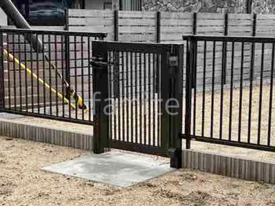 片開き 門扉 YKKAP シンプレオTB2型 たて格子 