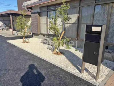 宅配ボックス門柱 （機能門柱 ） 三協アルミ フレムスLight P型 