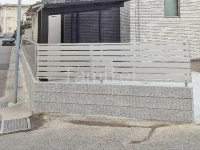 アルミ形材 フェンス YKKAP シンプレオYS3型 横スリット 目隠し