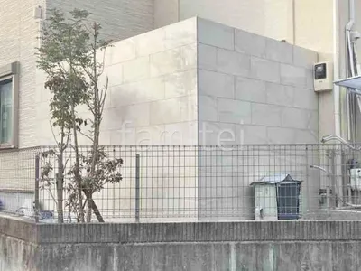 耐震塀 F&F スマートFウォール 壁タイル張り LIXIL アヴァンティ