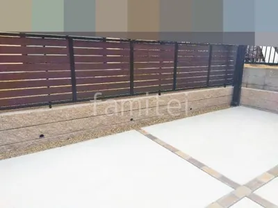 ブロック塀 （化粧ブロック） ユニソン シャモティ  アルミ形材 フェンス LIXIL 木製調AB YS3型 横スリット3 目隠し 木調・ラティス