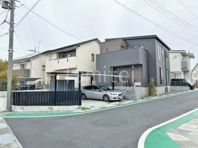 新築シンプル オープン外構