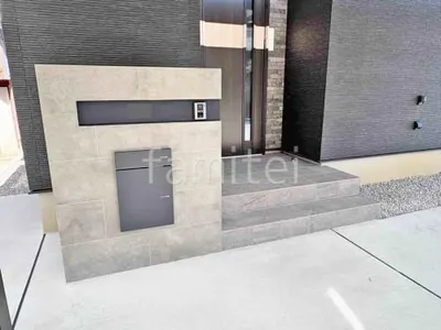 モダン門柱 壁タイル貼り タカショー セラレバンテ 宅配ボックス ユニソン ヴィコDB100