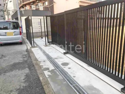 引き戸門扉 四国化成 スタックラインSR1型 両開き