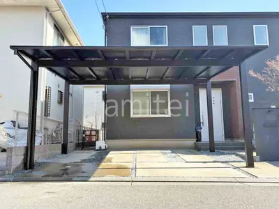 本体色 カームブラック