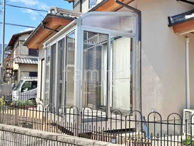 引き戸 樹脂デッキ サンルーム（テラス囲い） YKKAP ソラリアR アール屋根