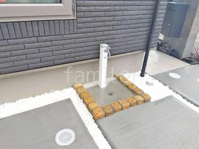 ピンコロ囲い水受け(パン) 土間モルタル仕上げ 洗い場