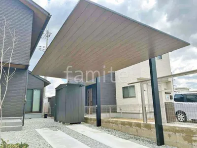 柱色 ブラック 屋根色 チェリーウッド