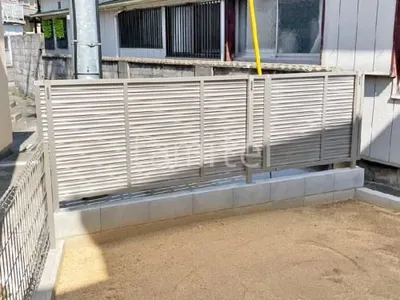 アルミ形材 フェンス YKKAP シンプレオYL1型 横ルーバー 目隠し