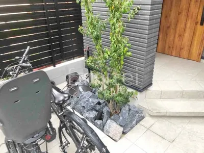 ロックガーデン ユニソン ワズロック アオバ シンボルツリー ソヨゴ 常緑樹 植栽