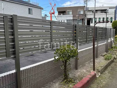 アルミ形材 フェンス LIXIL AB YS3型 横スリット3 2段柱 60角 上段のみ 目隠し