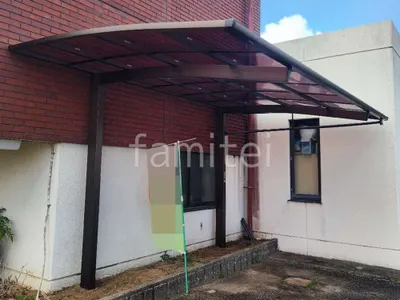 本体色 ブラウン 屋根色 スモークブラウン