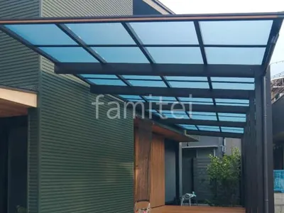 本体色 キャラメルチーク＋カームブラック 屋根色 クリアマット(熱線遮断)