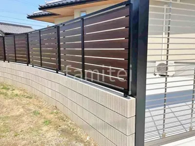 ブロック塀 （化粧ブロック） ユニソン リゲル  アルミ形材 フェンス LIXIL 木製調AB YS3型 横スリット3 目隠し 木調・ラティス