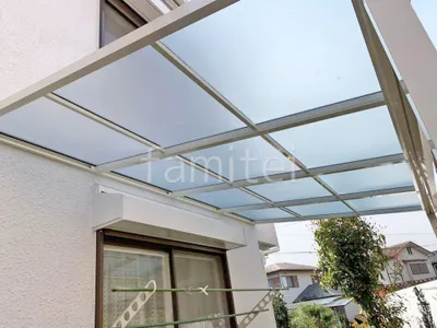 本体色 ホワイト 屋根色 クリアマット