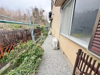 犬走り 防犯砂利敷き バラス砕石 防草シート加工