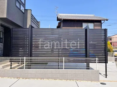 サイドスクリーン